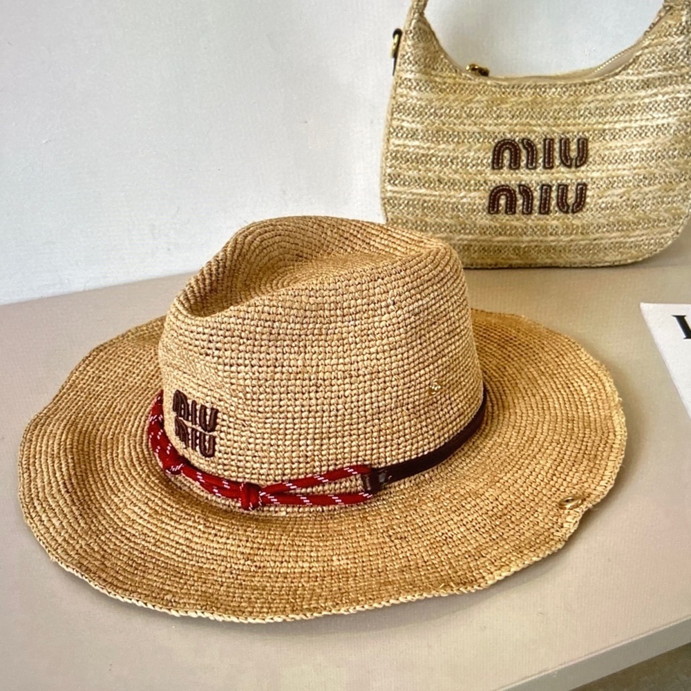 Classic MiuMiu Sun Straw Hat - Picture 2 of 8